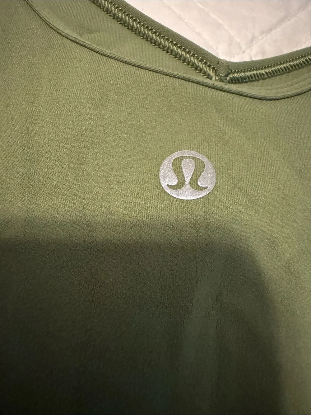 lululemon athletica size fitted
